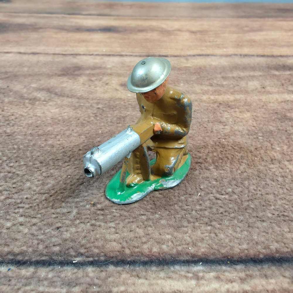 Vintage Barclay Lead Toy Soldiers Set 5pc Green Brown Hand Painted WWII - Picture 15 of 16